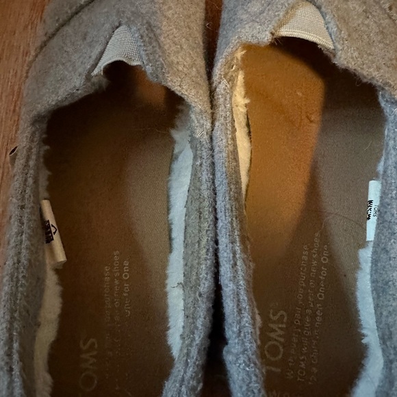 Toms - Picture 10 of 10